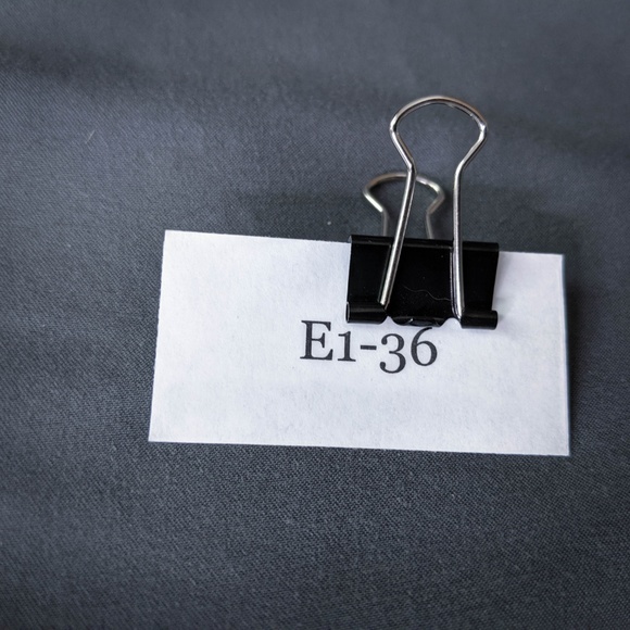 Empyre Beanie Pom Hat Emerald Green Black Womens - Picture 4 of 4